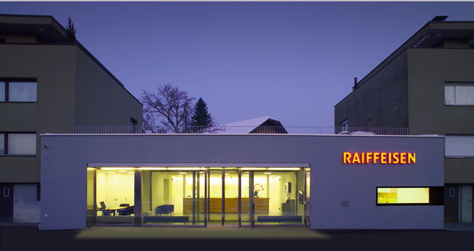 2eck-raiffeisenbank-allenwinden1.jpg 2eck-raiffeisenbank-allenwinden1.jpg