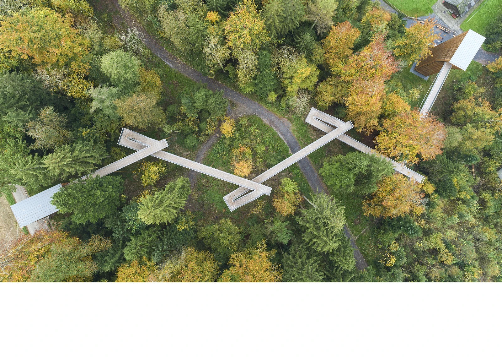 2Eck_Baar_Schlaufensteg-Bild09u.jpg 2Eck_Baar_Schlaufensteg-Bild09u